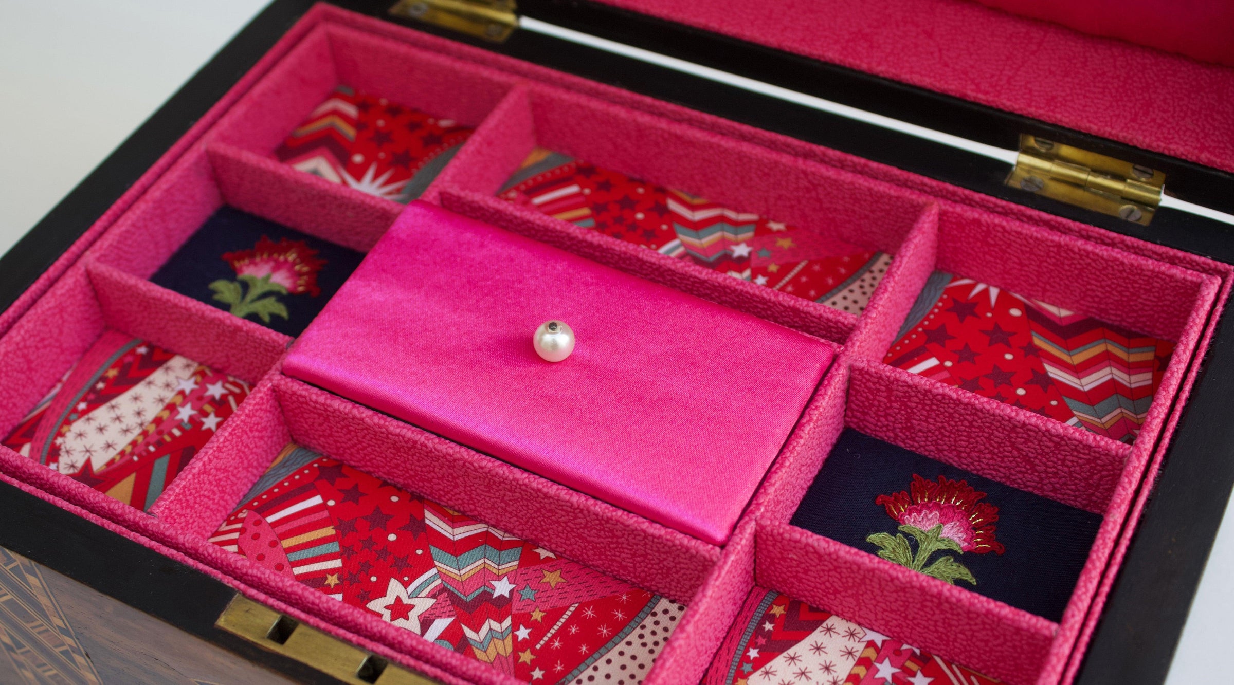 JEWELLERY & RING BOXES - Flora Bhattachary Fine Jewellery