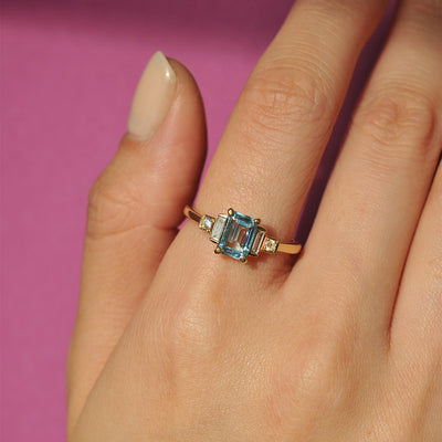 Nova Aquamarine Diamond Ring